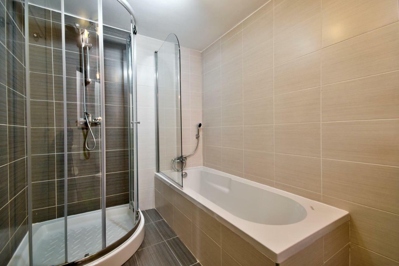 Spinola Court - Stunning Seaview Apartment & Penthouse On Spinola Bay By Shortletsmalta San Giuliano Esterno foto