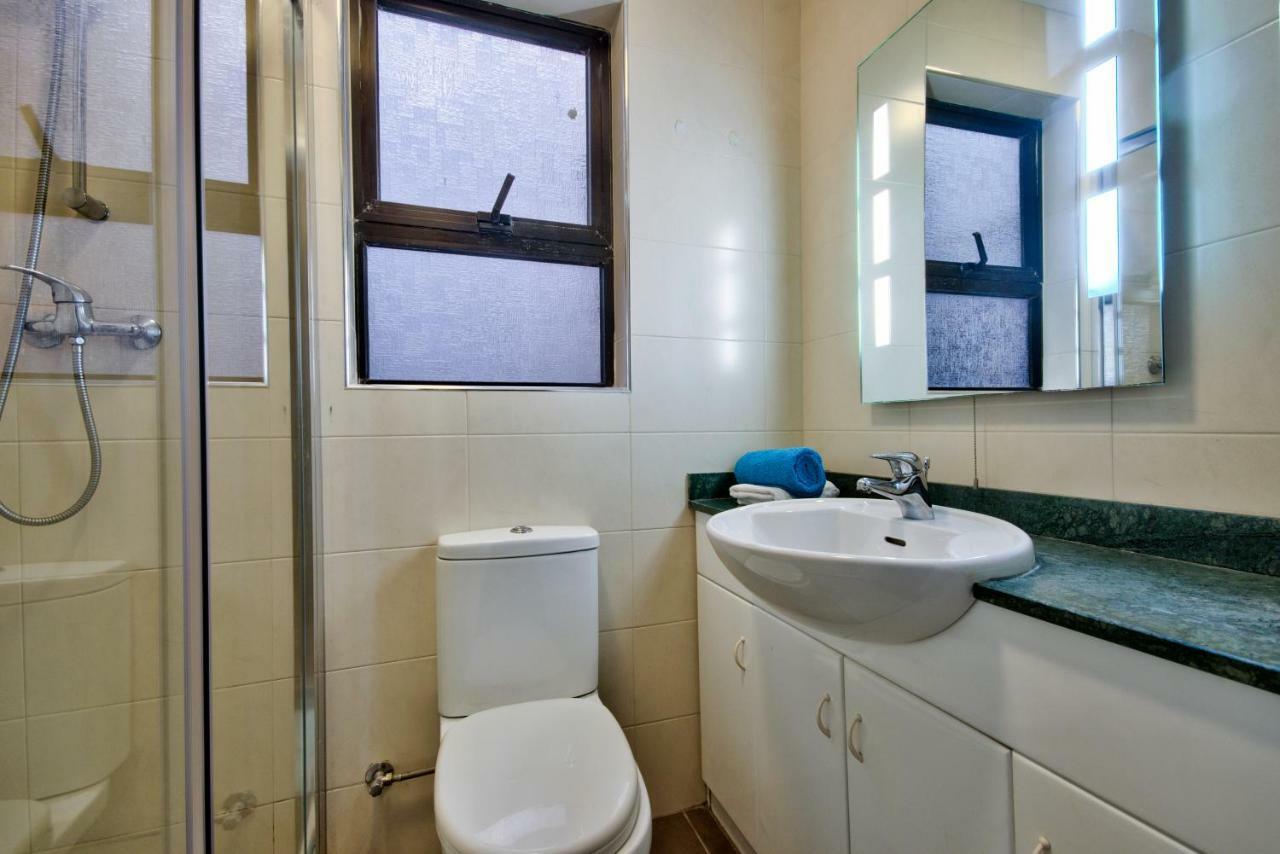 Spinola Court - Stunning Seaview Apartment & Penthouse On Spinola Bay By Shortletsmalta San Giuliano Esterno foto