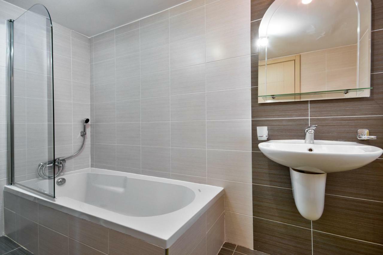 Spinola Court - Stunning Seaview Apartment & Penthouse On Spinola Bay By Shortletsmalta San Giuliano Esterno foto